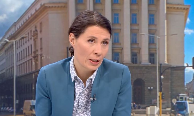 Елисавета Белобрадова: Людмила Петкова и Теменужка Петкова докараха обществото до паника с тези измислени 18 млрд. лева дефицит