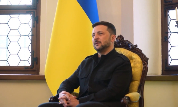 Зеленски кацна в Турция и заяви: Руската делегация е бутафорна