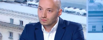 Димитър Ганев от Тренд: Целта на Румен Радев с референдума е по-дългосрочна