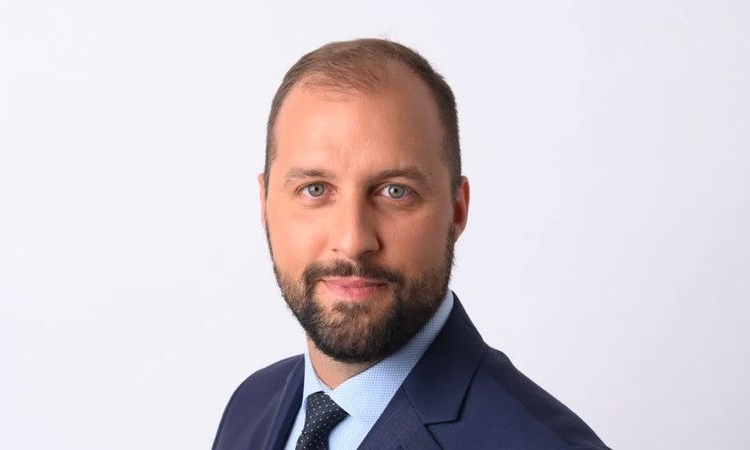 Кметът на &quot;Люлин&quot; за оставката на Петков: Видях един объркан и уплашен човек, догонен от истината