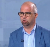 Първан Симеонов: Оставката на Петков може да го легендализира в очите на неговата общност