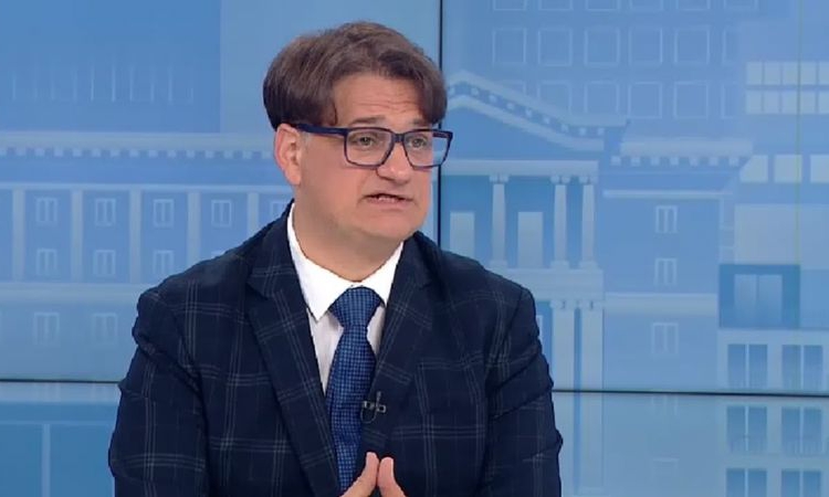 Министър Мариан Бачев с коментар за парите за култура, статута на Несебър и &quot;Бистришките баби&quot;