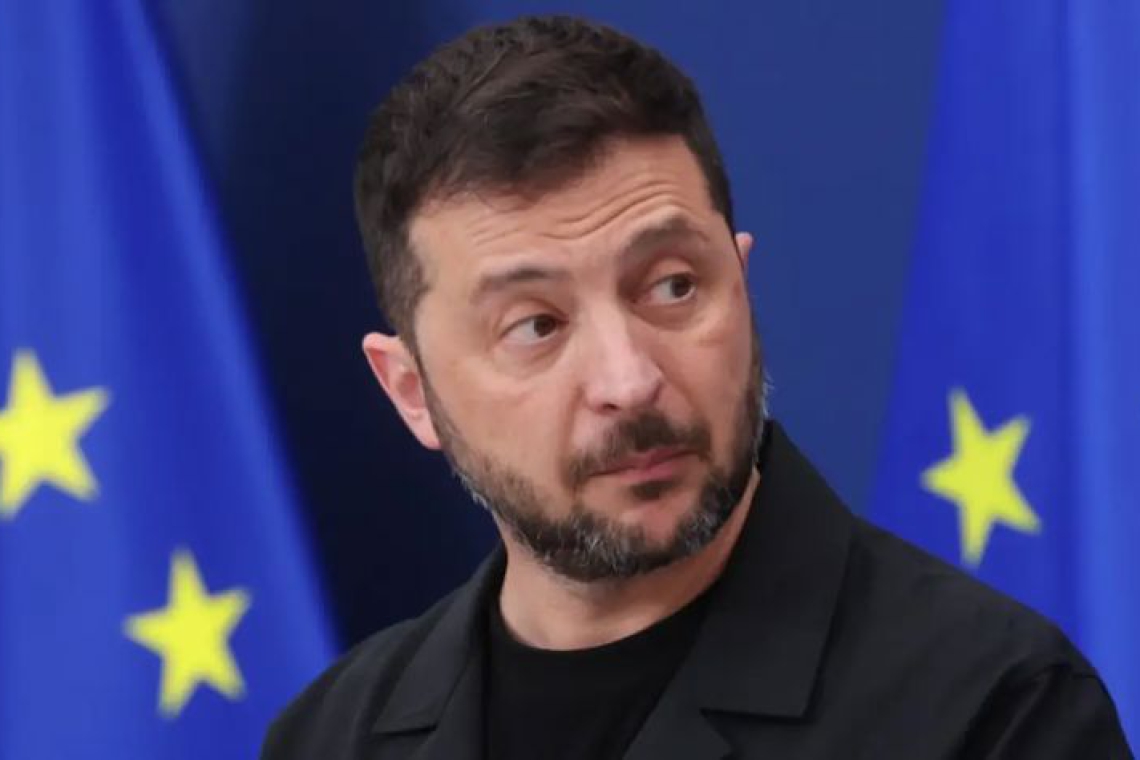 Азаров: ЕС използва наивния Зеленски, за да провокира неудобната на съюза Унгария