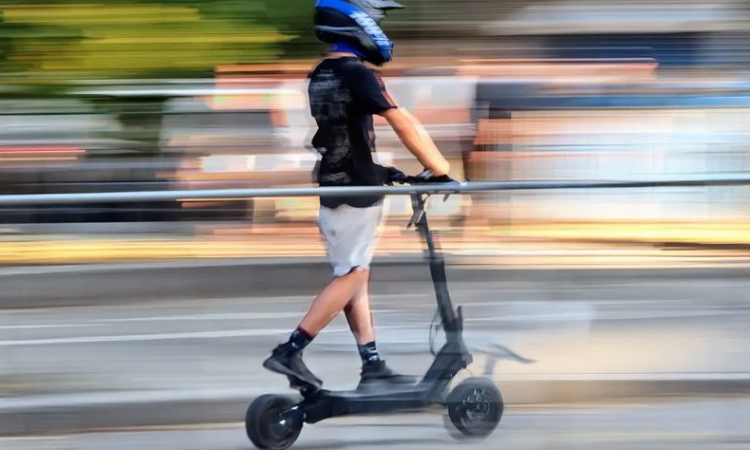 Хиляди собственици на тротинетки са в патова ситуация