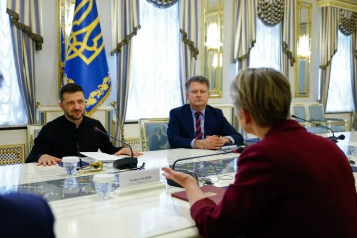 Зеленски: Спряхме руското настъпление в североизточна Украйна, няма да разменяме Донбас за празни обещания