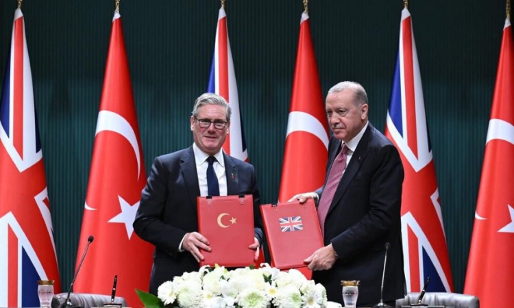 Ердоган и Стармър подписаха договора за изтребителите Eurofighter Typhoon