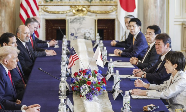 Япония се опълчи на Тръмп и отказа да забрани руския втечнен газ