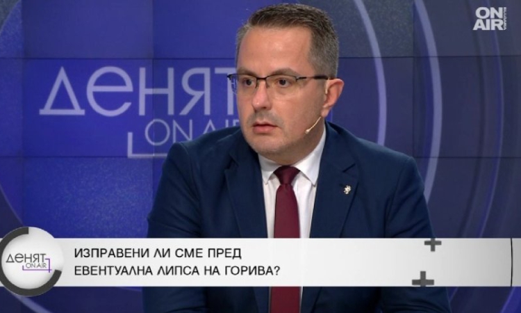 Цончо Ганев: Сделката за &quot;Лукойл&quot; е задвижена и нищо не зависи от България