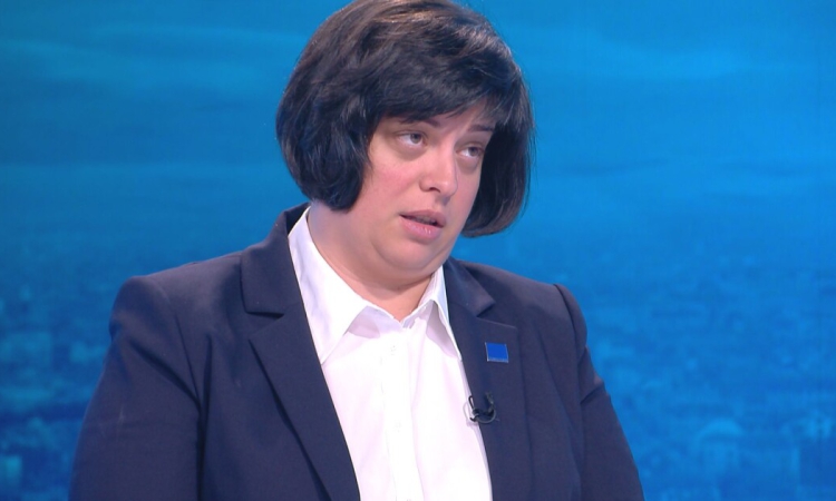 Диана Русинова: Държавна агенция за безопасност на движението по пътищата трябва да се закрие