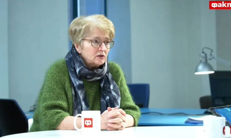 Копринка Червенкова: Пеевски отчаяно се стреми да си махне санкциите по „Магнитски“ 