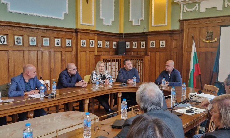 НКЖИ представи проектни решения за линиите Пловдив-Филипово и Крумово-летище Пловдив