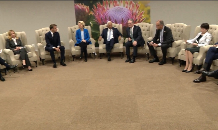 Преговорите между Украйна, САЩ и евротройката ще се проведат в неделя в Женева