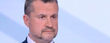Калоян Методиев: Не съм виждал по-нагъл политик от Илияна Йотова