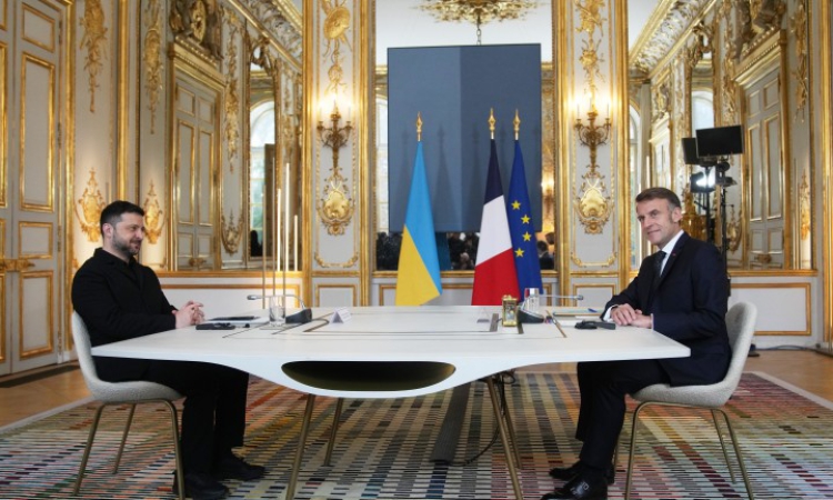 Зеленски и Макрон проведоха разговор с Уиткоф