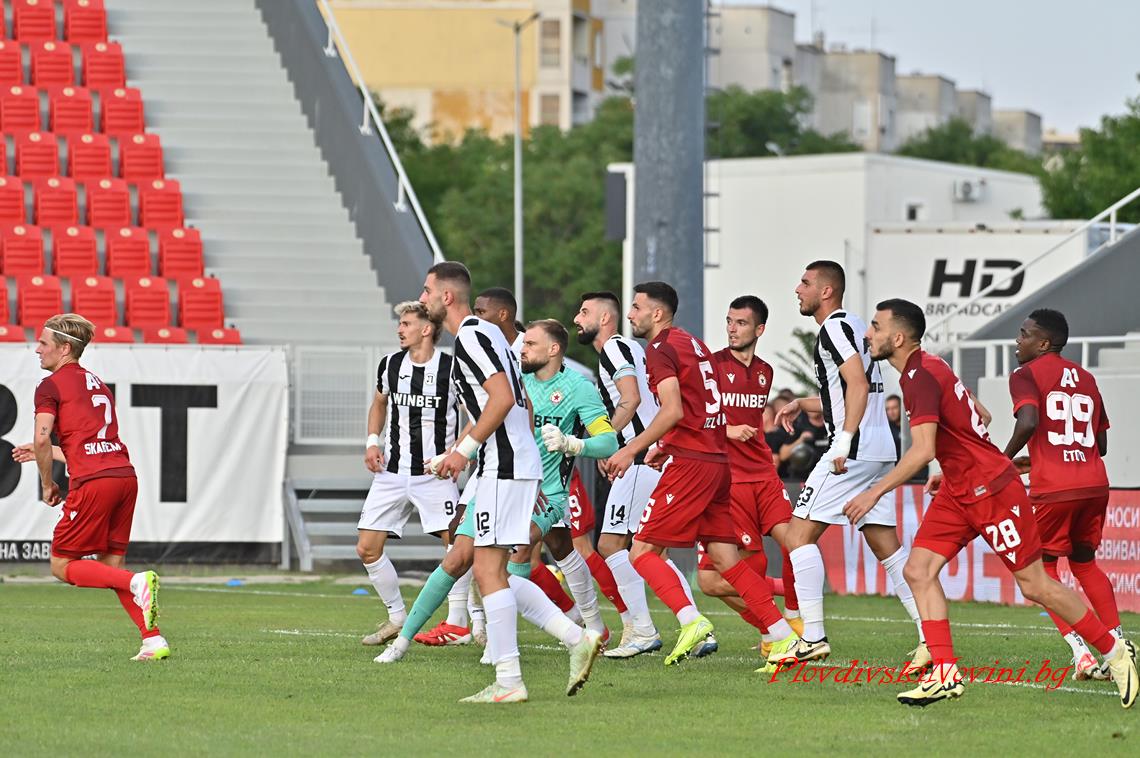 На живо: ЦСКА - Локомотив Пд (състави)