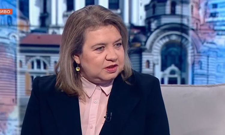 Киселова: Въпросът с референдума за еврото беше затворен още на 8 юли