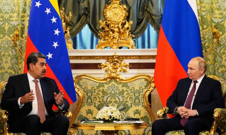 Путин и Мадуро проведоха телефонен разговор