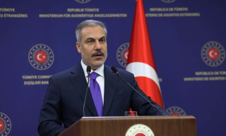 Турският външен министър приканва Европа да помогне на Украйна да вземе някои трудни решения