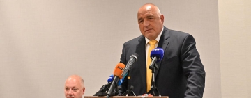 Калоян Методиев: Кой го дърпа за езика Бойко Борисов да говори за Възродителен процес и комунисти?