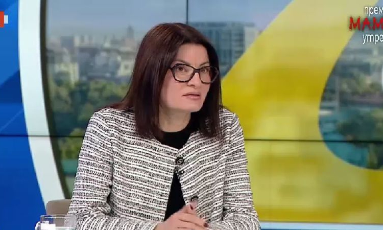 Златка Падинкова: Очакваме да се засили активността на измамниците, хората да не приемат курс различен от официално фиксирания