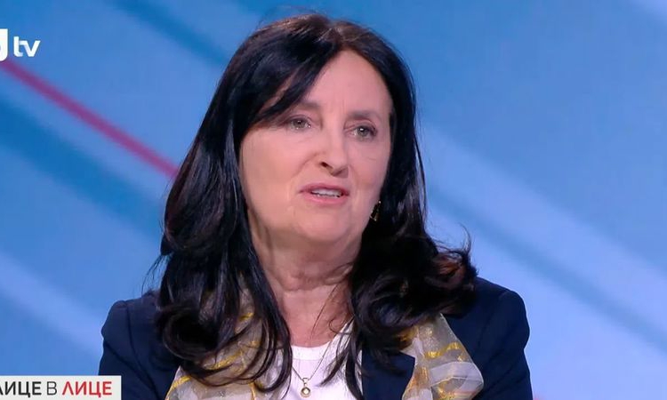 Проф. Даниела Бобева: Преди еврото изхарчихме спестяванията си за злато и имоти, ограбихме миналото и бъдещето си