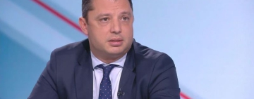 Делян Добрев: Браво, Асене! Перфектен Сталинист! Сбогом на Лена, Киро и Лорер!