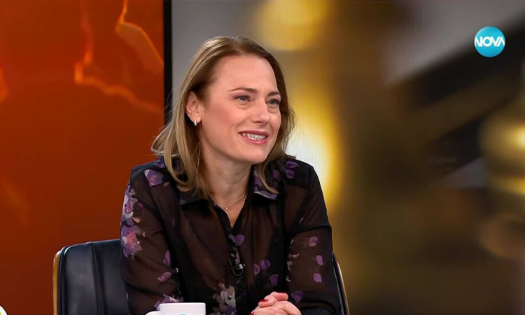 Ива Митева: Ако ПП-ДБ няма да управляват с ГЕРБ и Радев, ще управляват с Пеевски ли?