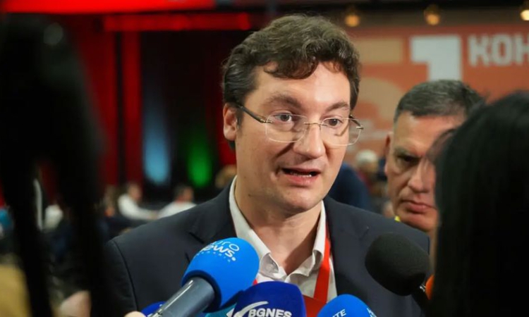 Зарков допуска социалисти да се появят в партията на Радев