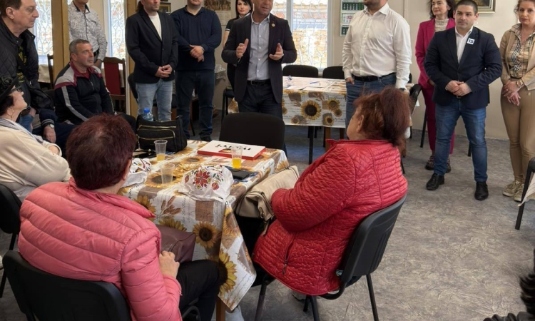 Костадин Димитров и Георги Георгиев се срещнаха с хора от третата възраст