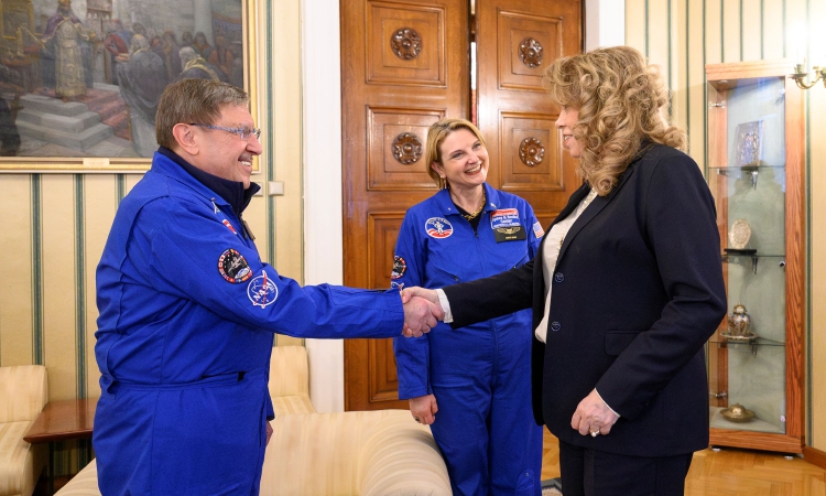 Президентът Илияна Йотова прие Максим и Венета Бехар след космическата им подготовка в САЩ