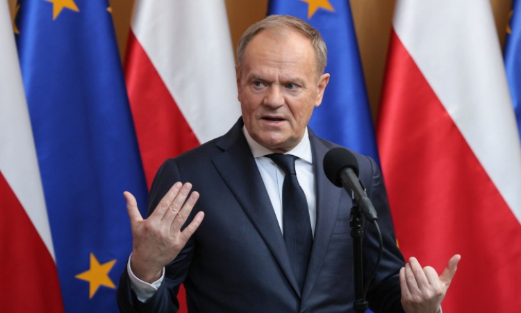 Туск поставя под въпрос готовността на САЩ да защитят НАТО при руска атака