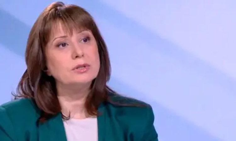 Омбудсманът Делчева препоръча възможност за преразглеждане на оценките от матурите при ясни правила