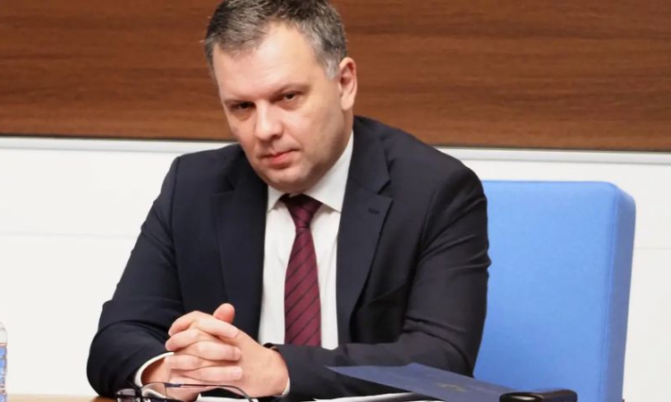 Правосъдният министър поиска уволнение: Фрапиращи нарушения в Агенцията по вписванията