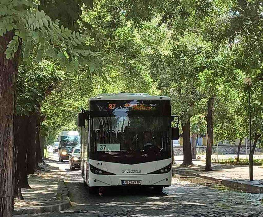Част от ул. „Даме Груев” е затворена за движение, автобусна линия 37  – с променен маршрут