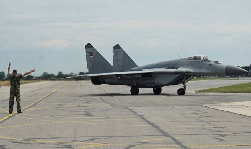 Пак ще ремонтираме изтребители МиГ-29 в Полша