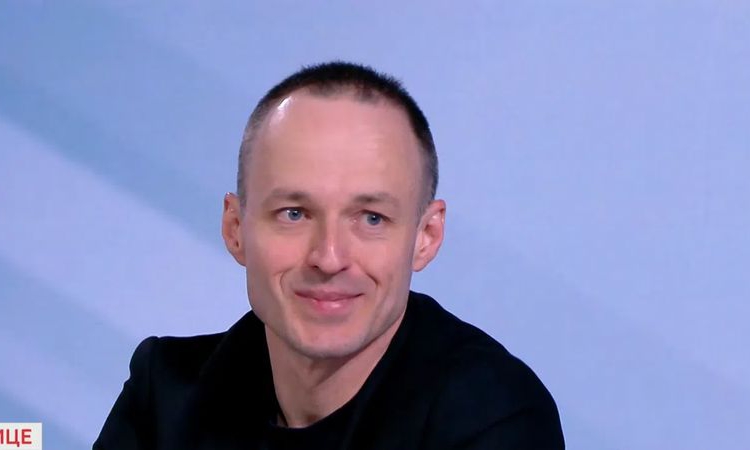 Доц. Стойчо Стойчев: Румен Радев върши чудесна работа на американците - обира проруски вот и го хвърля в канавката