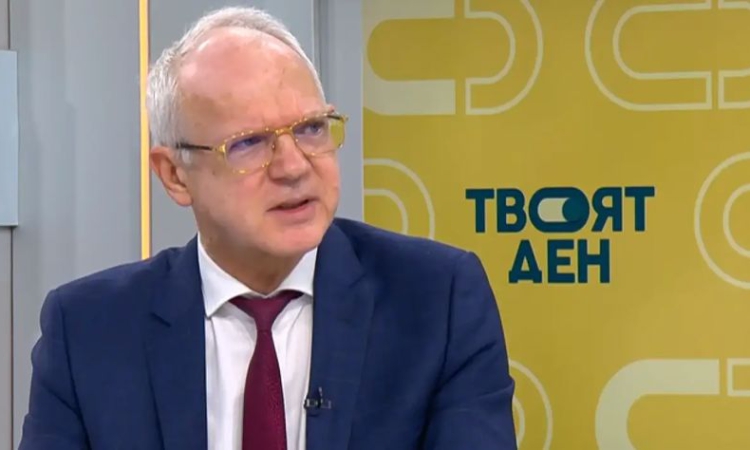 Васил Велев: Купувайки на едро избиратели, политиците вдигнаха неправомерно пенсиите