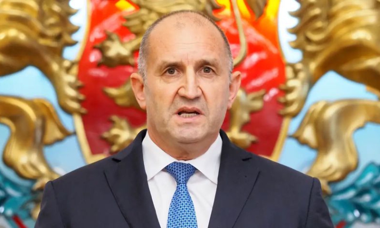 Радев: Хората, които се пишат за най-големи демократи се обявиха срещу демокрацията