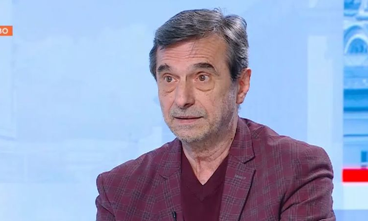 Димитър Манолов: Нека тези, които завидяха на шофьорите от градския транспорт, да се качат и да покарат малко един автобус
