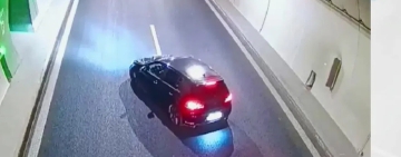 Шофьор спря в тунел „Железница“, за да си снима автомобила
