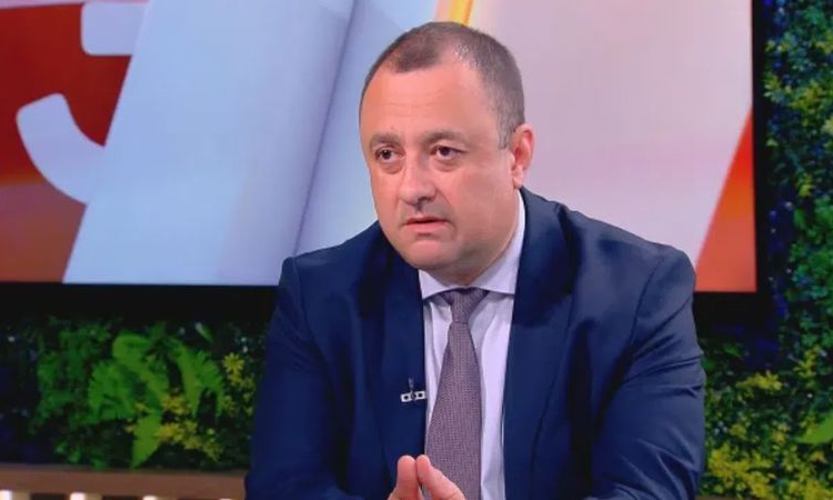Иван Иванов с коментар след поредната катастрофа на пътя Телиш-Радомирци&quot; - лобното място на Сияна