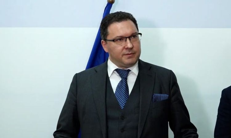 Митов: Практиката за поръчка на икони е въведена при Рашков