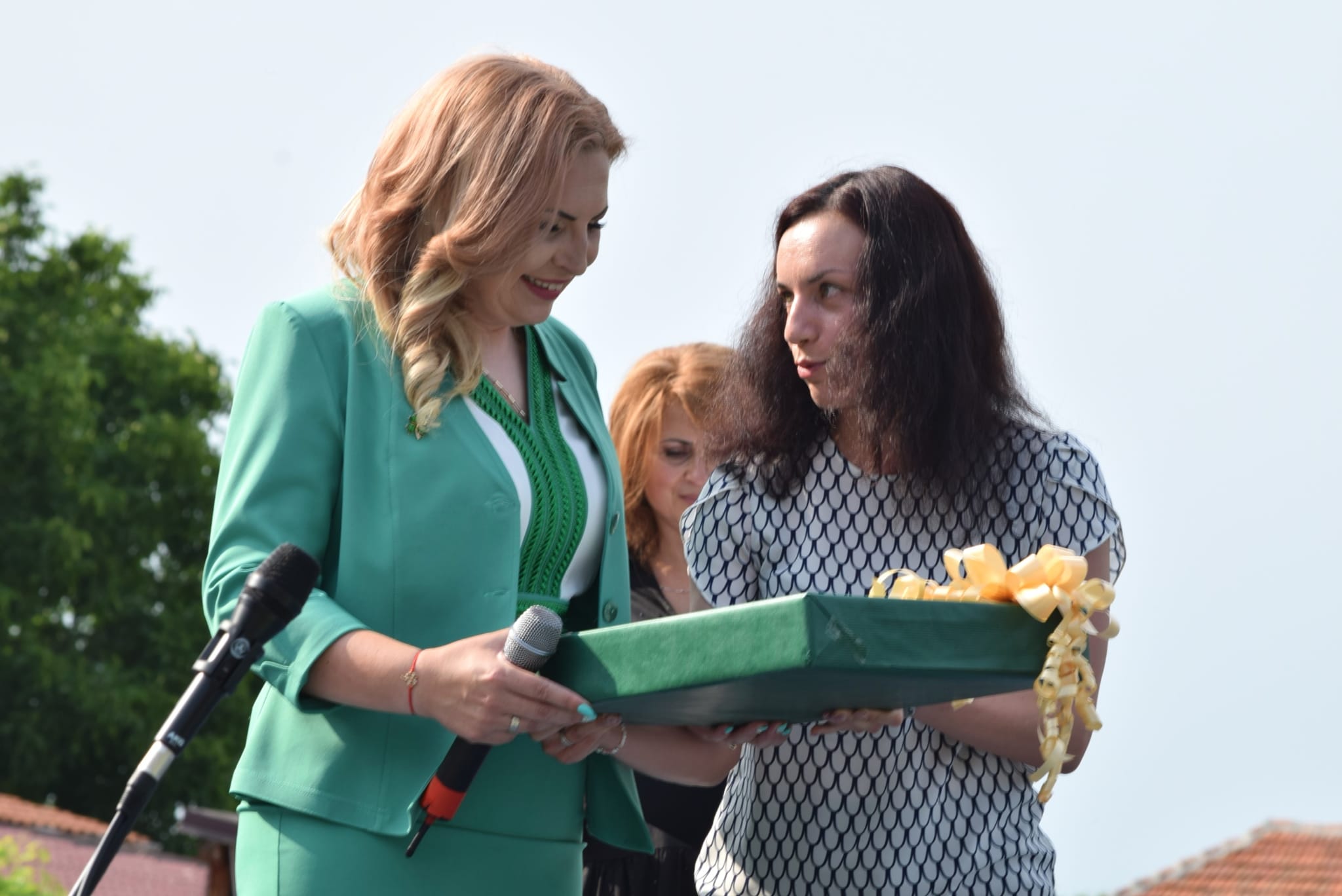 С тричасов празничен концерт ДГ "Детелина" в Строево отбеляза 60-годишен юбилей