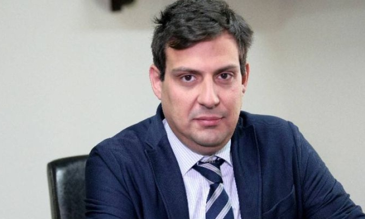 Светослав Бенчев: Пазарът на петрола е в паника заради ударите на Израел по Иран