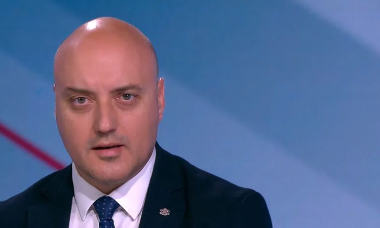 Атанас Славов: Вече и за слепите е ясно къде стои Радев