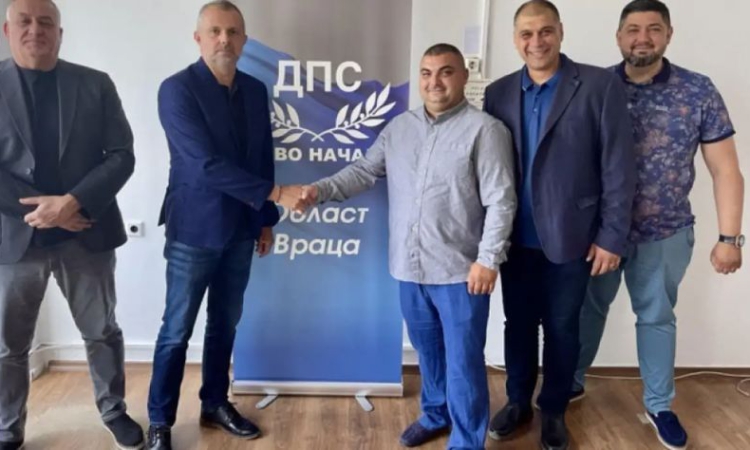 Структури на Доган от Криводол и Враца преминаха към &quot;ДПС - Ново начало&quot;