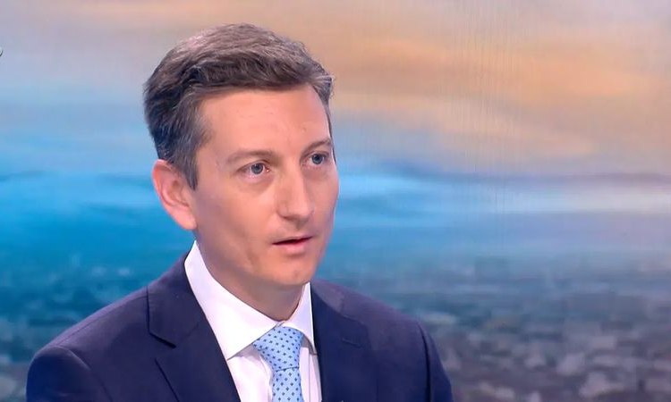 Зам.-кметът на София Иван Василев призова напусналите ПП да излязат и да кажат от кого са притиснати и за какво