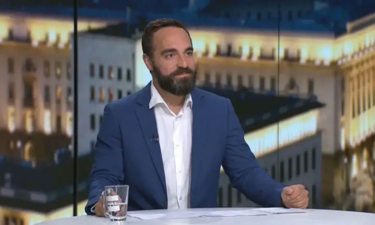 Михал Камбарев: Искат да превземат България