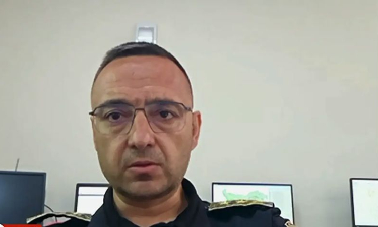 Главен комисар Джартов: 4 хеликоптера и 2 самолета от чужбина се включват в гасенето на пожарите у нас