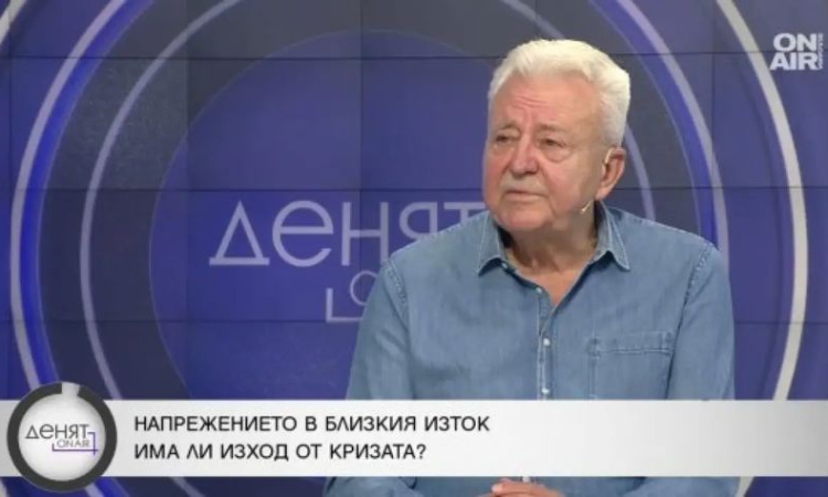 Асен Агов: Много е тревожно, че Тръмп влиза в играта на Путин